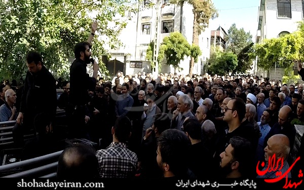 عکس/ تشییع مادر شهیدان محمدی