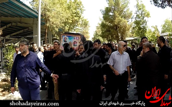 عکس/ تشییع مادر شهیدان محمدی