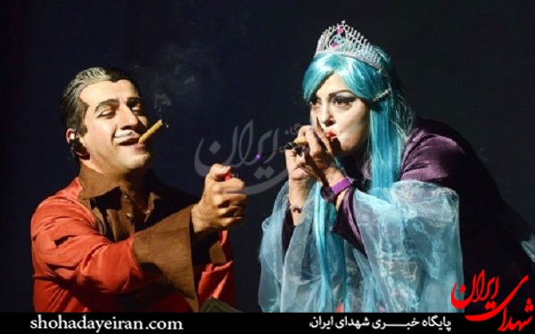 پوشش زنننده بازیگران زن در یک تئاتر +عکس پوشش زنننده بازیگران زن در یک تئاتر +عکس