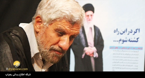 20سال است برای پیشمرگههای کرد مداحی میکنم 20سال است برای پیشمرگههای کرد مداحی میکنم