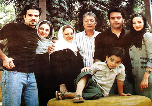 خانواده مرحوم ناصر حجازی در یک قاب+ عکس