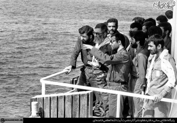 حضور آیتالله خامنهای در مانور شهادت + تصاویر حضور آیتالله خامنهای در مانور شهادت + تصاویر