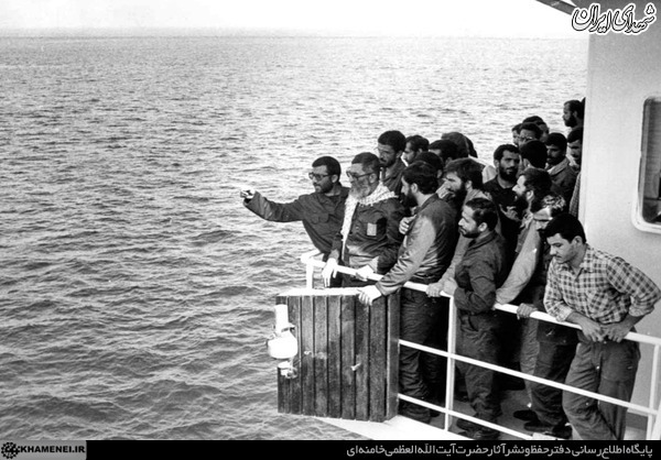 حضور آیتالله خامنهای در مانور شهادت + تصاویر حضور آیتالله خامنهای در مانور شهادت + تصاویر