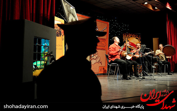 عکس/مراسم تجلیل از کهنه سربازان آزاده در فرهنگسرای اندیشه