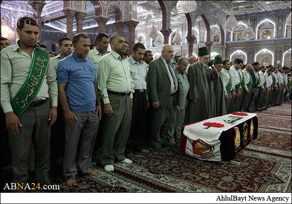 تشییع پیکر ۵ شهید جهاد کفائی در کربلا