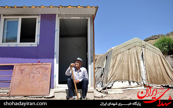عکس/زندگی خانواده شهید در کانکس