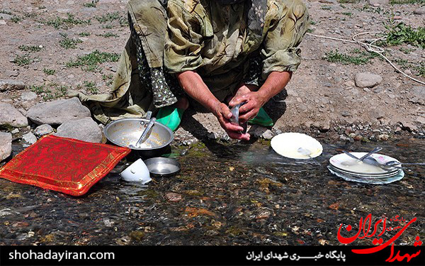 عکس/زندگی خانواده شهید در کانکس