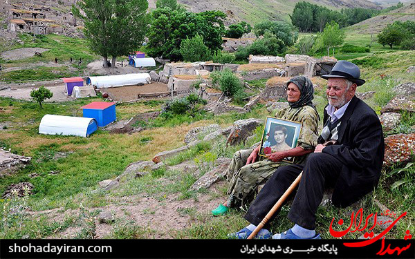 عکس/زندگی خانواده شهید در کانکس