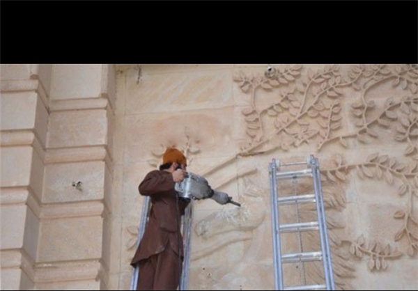 تخریب آثارباستانی نینوابدست داعش/عکس تخریب آثارباستانی نینوابدست داعش/عکس
