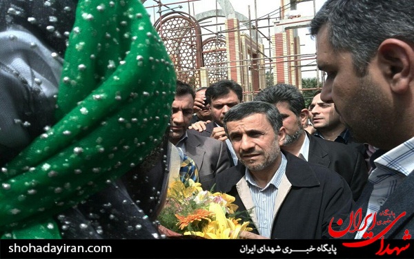 عکس/ سفر احمدی نژاد به شهرکرد