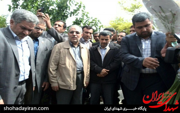 عکس/ سفر احمدی نژاد به شهرکرد