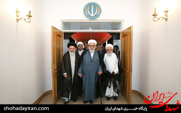 عکس/سفر رئیس دفتر مقام معظم رهبری و رئیس مجلس به شیراز