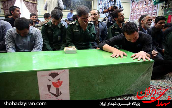 عکس/ مشهد / تشیع پیکر دو شهید مدافع حرم حضرت زینب (س)