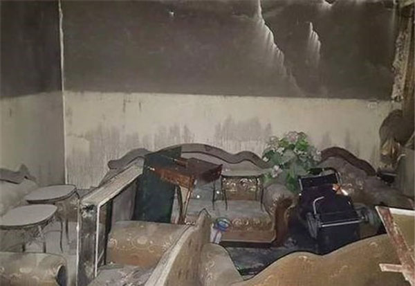 صهیونیستها یک نوزاد را زنده زنده سوزاندند!+ عکس صهیونیستها یک نوزاد را زنده زنده سوزاندند!+ عکس