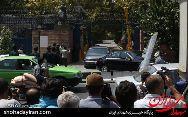 عکس/بازگشایی سفارت انگلیس در تهران