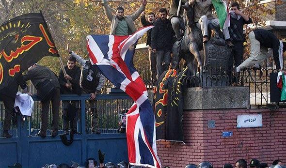 حواشی بازگشایی سفارت انگلیس در فضای مجازی