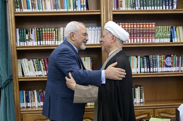 روبوسی ظریف با هاشمی رفسنجانی +تصاویر