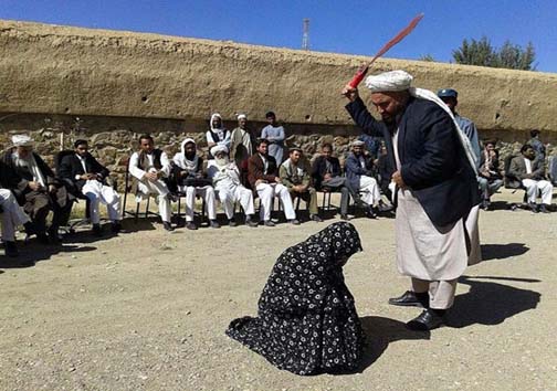 یک مرد و زن به اتهام زنا شلاق زده شدند+عکس یک مرد و زن به اتهام زنا شلاق زده شدند+عکس