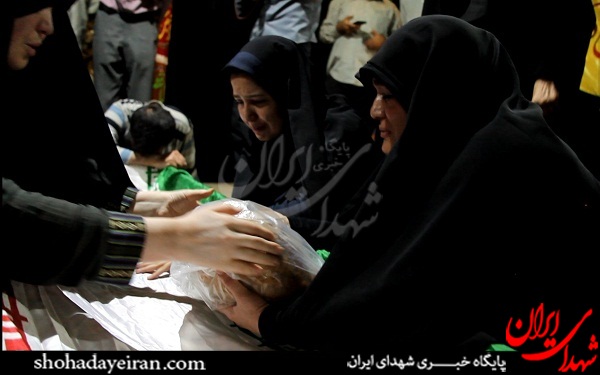 عکس/ دیدار خانواده با شهید سودی بعد از 28 سال