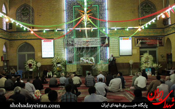 عکس/مراسم ختم والده مکرمه شهیدان واضحی فرد