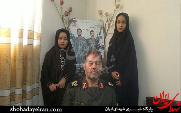 دیدار سرداران سپاه با خانواده شهدای مدافع حرم دیدار سرداران سپاه با خانواده شهدای مدافع حرم
