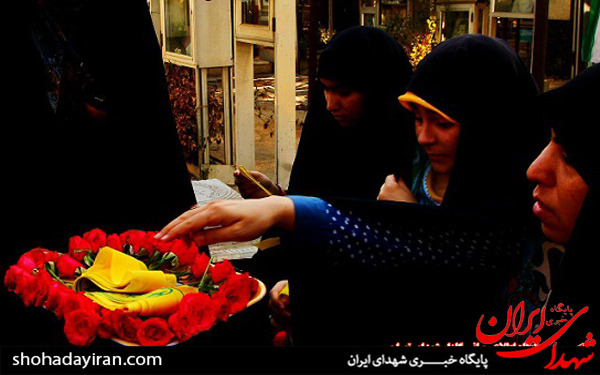 عکس/ جشنِ تولد برای یک «مدافع حرم»