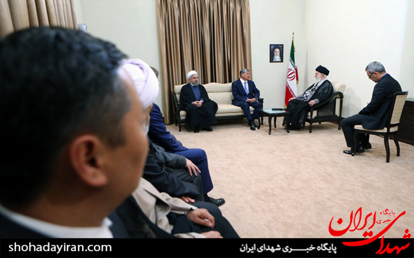 عکس/دیدار رئیس‌جمهور قرقیزستان با رهبر معظم انقلاب