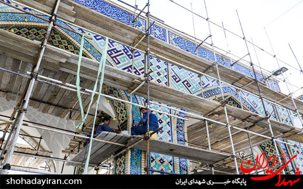 عکس/آماده سازی حرم مطهر رضوی در آستانه میلاد امام رضا (ع)