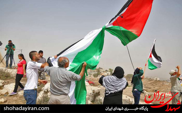 عکس/برافراشته شدن پرچم فلسطین در منطقه النبی صالح
