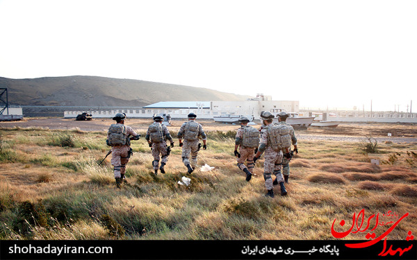 عکس/تکاوران نیروی دریایی ارتش