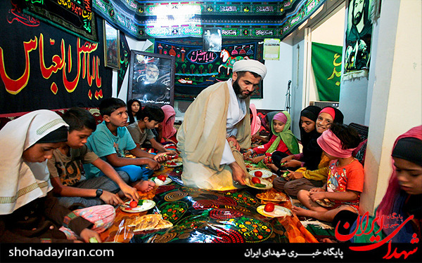 عکس/کلاس قرآن روحانی جهادگر در محله‌ پرخطر آمل