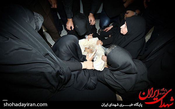 عکس/تشییع پیکر مرحوم احمد حاتمی