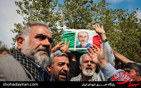 عکس/تشییع پیکر مرحوم احمد حاتمی