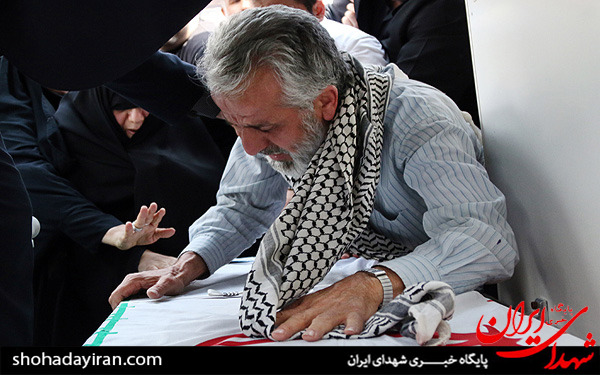 عکس/تشییع پیکر مرحوم احمد حاتمی