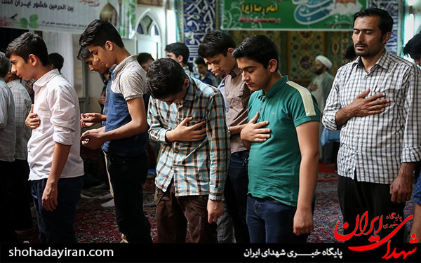 عکس/حضور خادمان حرم مطهر رضوی در بیمارستان چمران و مسجد جامع علی آباد