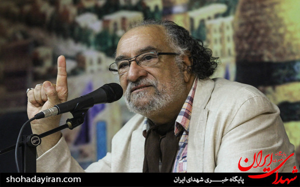 عکس/مراسم رونمایی از کتاب غریب قریب