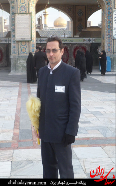 عکس/غواصی که خادم امام رضا شد