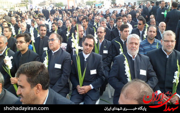 عکس/غواصی که خادم امام رضا شد