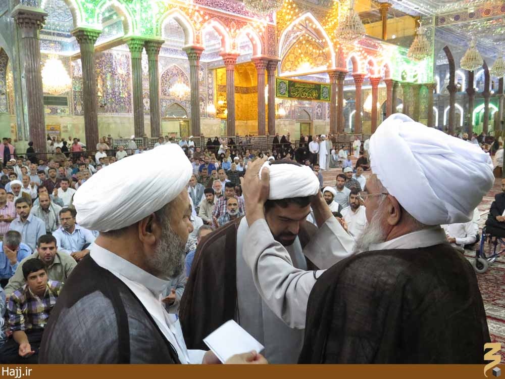 عمامه گذاري سرباز امام زمان(عج) در حرم امام حسين(ع) عمامه گذاري سرباز امام زمان(عج) در حرم امام حسين(ع)