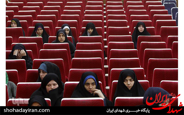 عکس/مرحله فینال سی و هفتمین مسابقات قرآن شکوفه ها