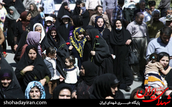 عکس/استقبال از پیکر ۱۷ شهید گمنام هشت سال دفاع مقدس در سقز و دیواندره