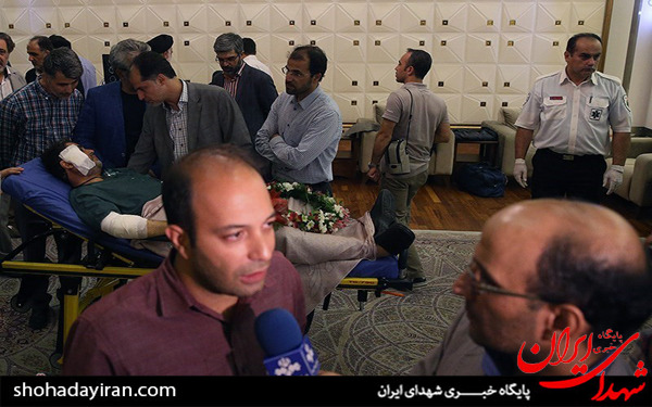 عکس/انتقال خبرنگار مجروح شده صدا و سیما در سوریه به تهران
