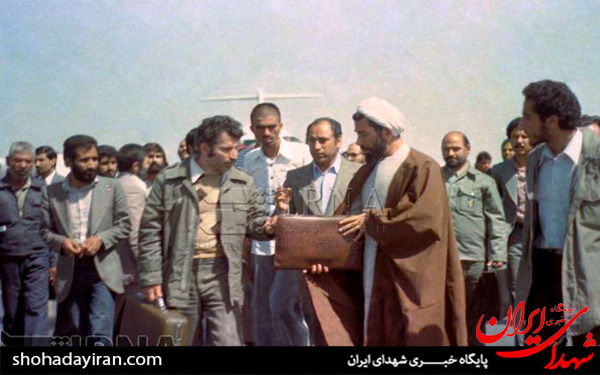 عکس/یاد یاران انقلاب / شهیدان رجایی و باهنر