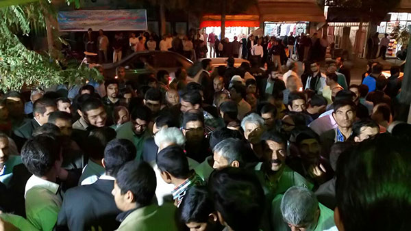 استقبال پرشور مردم بیرجند از دکتر احمدی نژاد +تصاویر استقبال پرشور مردم بیرجند از دکتر احمدی نژاد +تصاویر