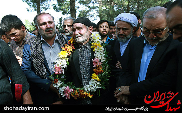 عکس/استقبال از خانواده شهید گمنام در دانشگاه قم