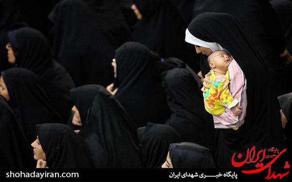 عکس/دیدار جمعی از فرماندهان و کارکنان نیروی دریایی سپاه با رهبر انقلاب