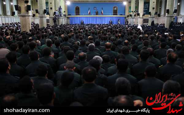 عکس/دیدار جمعی از فرماندهان و کارکنان نیروی دریایی سپاه با رهبر انقلاب