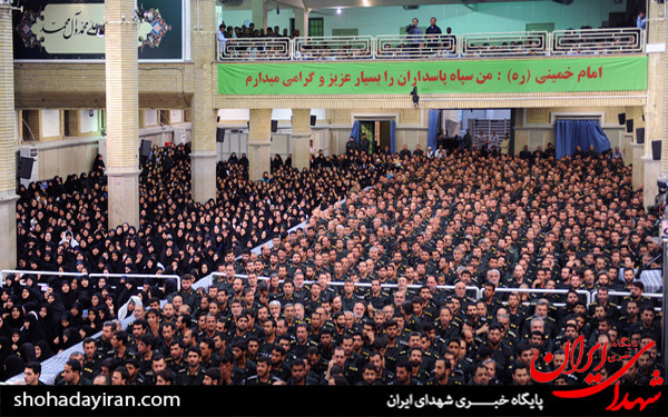 عکس/دیدار جمعی از فرماندهان و کارکنان نیروی دریایی سپاه با رهبر انقلاب