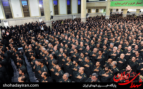 عکس/دیدار جمعی از فرماندهان و کارکنان نیروی دریایی سپاه با رهبر انقلاب