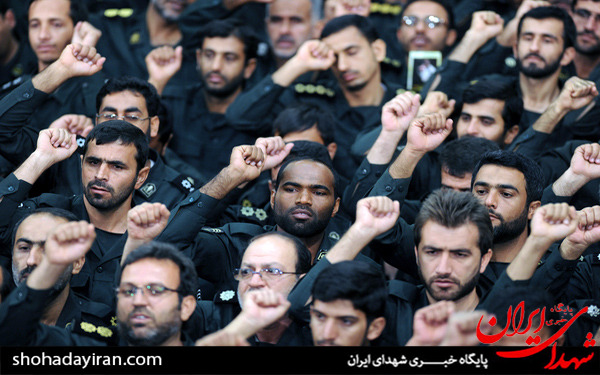 عکس/دیدار جمعی از فرماندهان و کارکنان نیروی دریایی سپاه با رهبر انقلاب